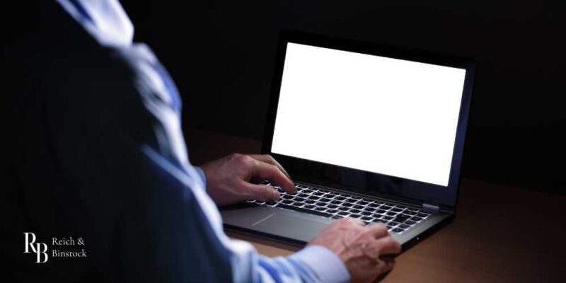 what is internet addiction